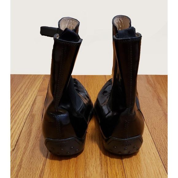 Tod's Patent Leather Boots - Picture 10 of 11